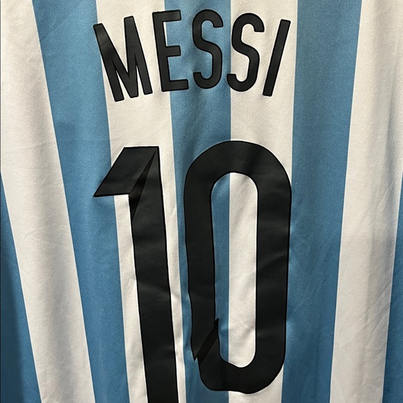 Lionel Messi Argentina Blue and White Striped Soccer Jersey men's XL - Picture 4 of 9